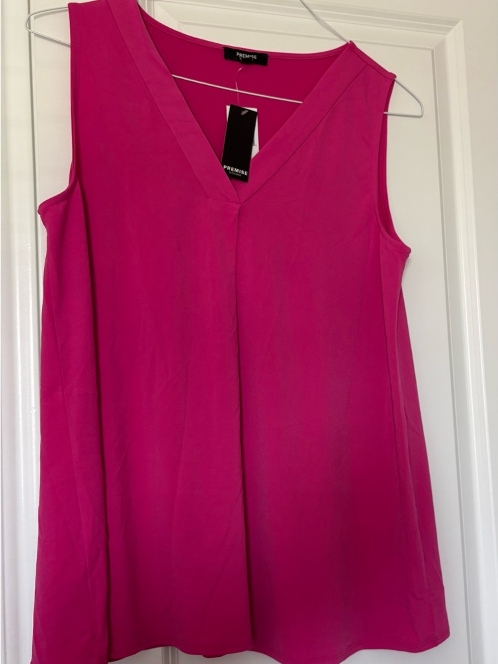 Premise Sleeveless V-Neck Tank Top - Hot Pink